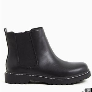 Black Faux Leather Chelsea Bootie (WW) size 10W